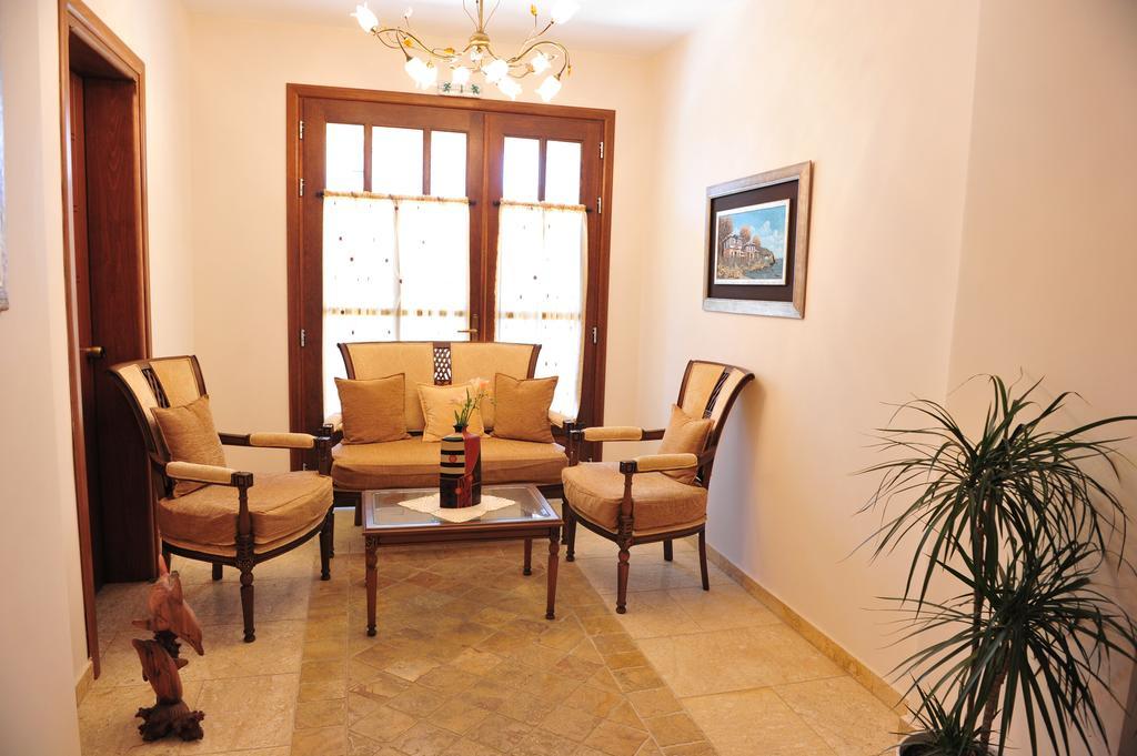 Pansion Evi Apartment Amoliani Bagian luar foto