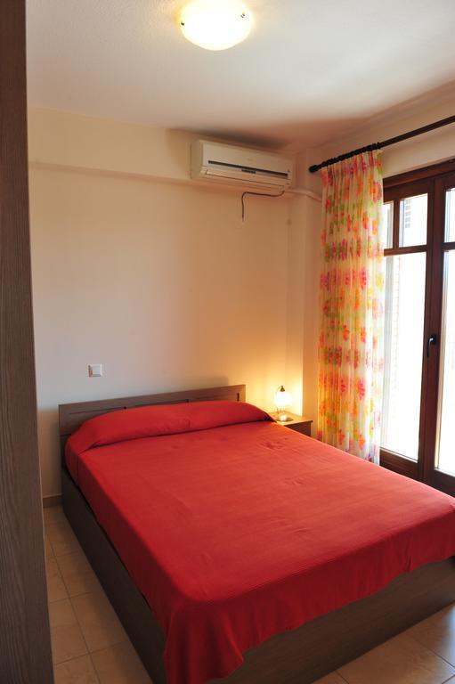 Pansion Evi Apartment Amoliani Ruang foto