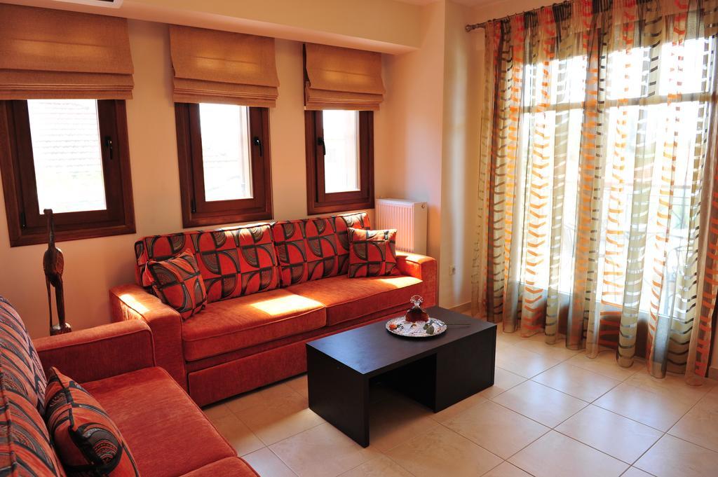 Pansion Evi Apartment Amoliani Ruang foto