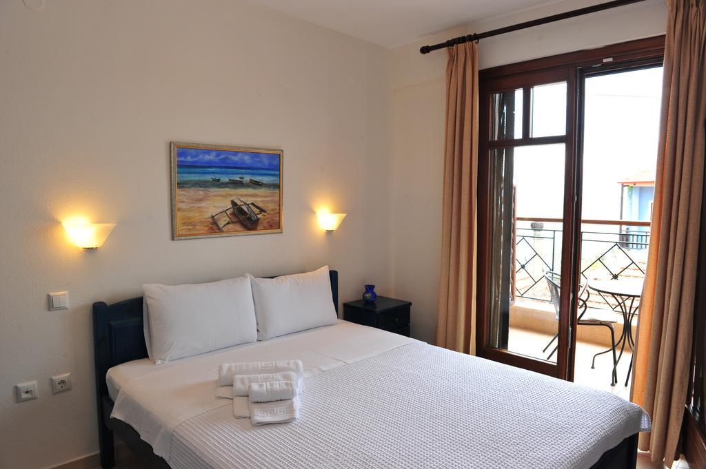 Pansion Evi Apartment Amoliani Ruang foto