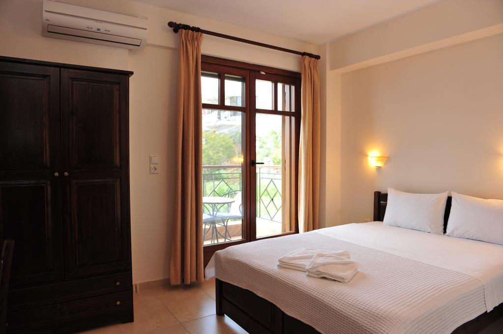 Pansion Evi Apartment Amoliani Ruang foto